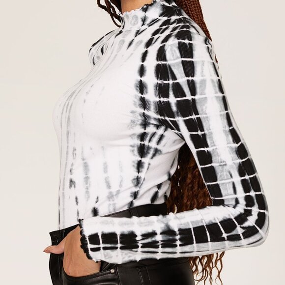 BB Dakota by Steve Madden Tops - BB Dakota Dye Oh My Knit Top, S
